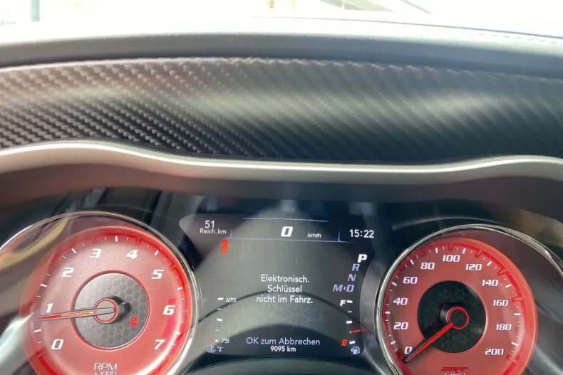 Dodge Charger din 2022 cu 9.179 km - oferta DOD106576 - foto 19