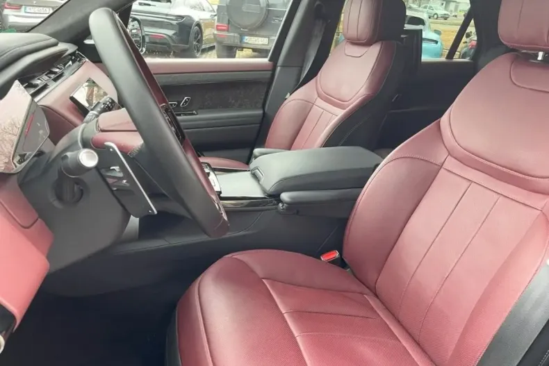 Land Rover Range Rover Sport din 2023 cu 36.900 km - oferta LAN106582 - foto 10