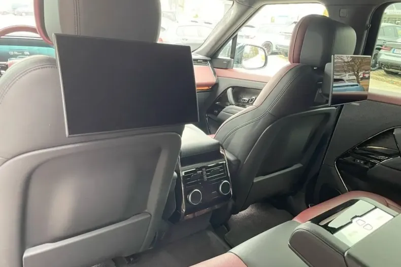 Land Rover Range Rover Sport din 2023 cu 36.900 km - oferta LAN106582 - foto 13