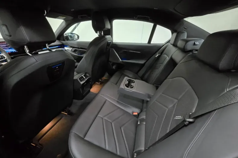 BMW 520 din 2024 cu 12.000 km - oferta BMW106583 - foto 16