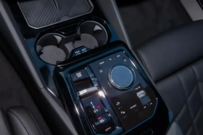 BMW 520 din 2024 cu 6.800 km - oferta BMW106584 - foto 8