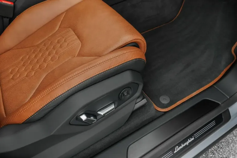 Lamborghini Urus din 2023 cu 30.200 km - oferta LAM106592 - foto 14