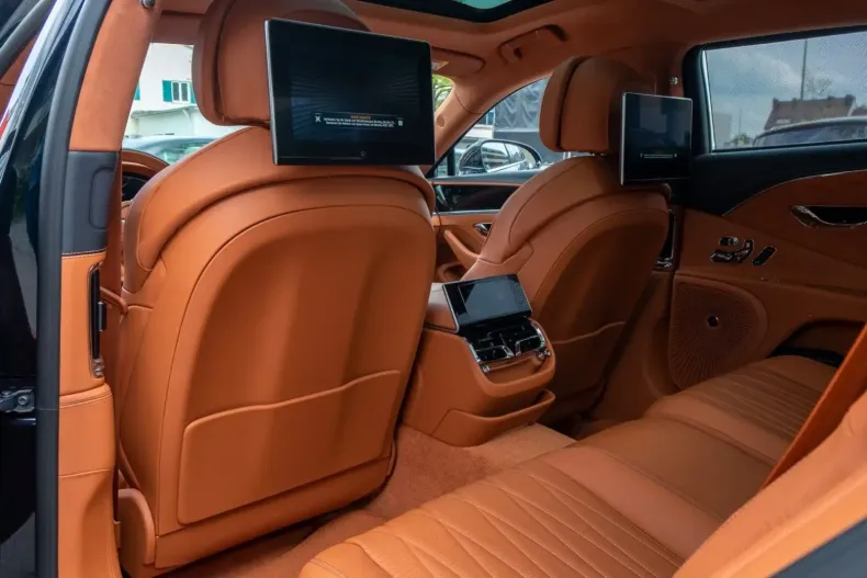 Bentley Flying Spur din 2024 cu 10 km - oferta BEN106602 - foto 12