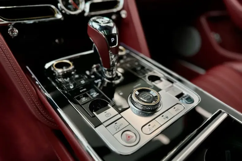 Bentley Flying Spur din 2024 cu 3.000 km - oferta BEN106604 - foto 16