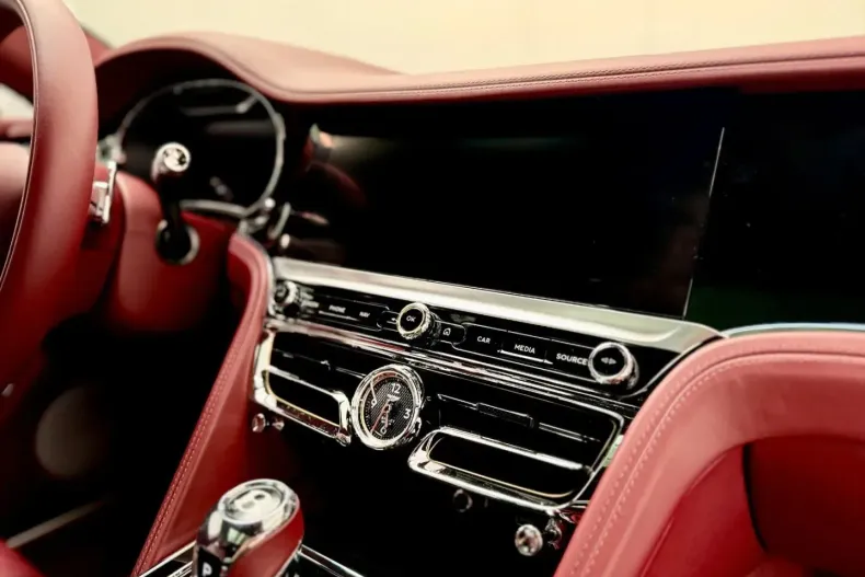 Bentley Flying Spur din 2024 cu 3.000 km - oferta BEN106604 - foto 17