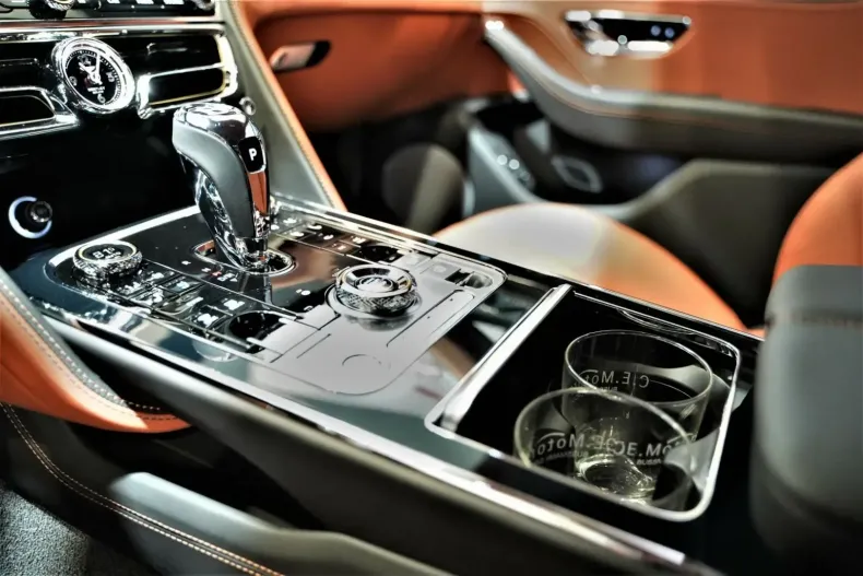 Bentley Flying Spur din 2024 cu 12 km - oferta BEN106605 - foto 16