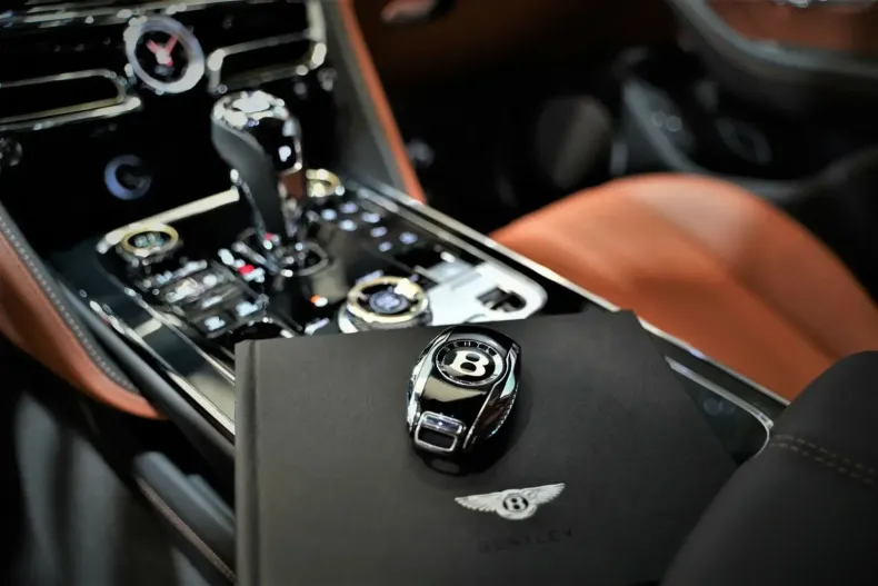 Bentley Flying Spur din 2024 cu 12 km - oferta BEN106605 - foto 31