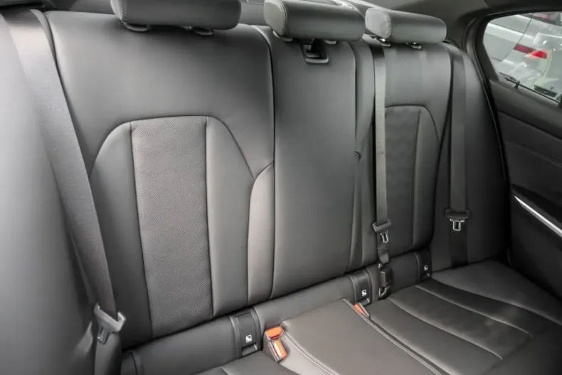 BMW M3 din 2024 cu 10.474 km - oferta BMW106618 - foto 4