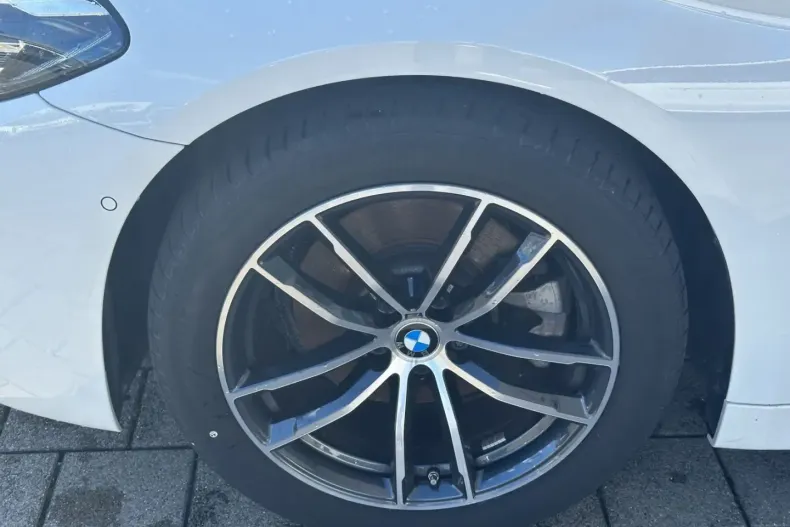 BMW 520 din 2023 cu 28.044 km - oferta BMW106660 - foto 3