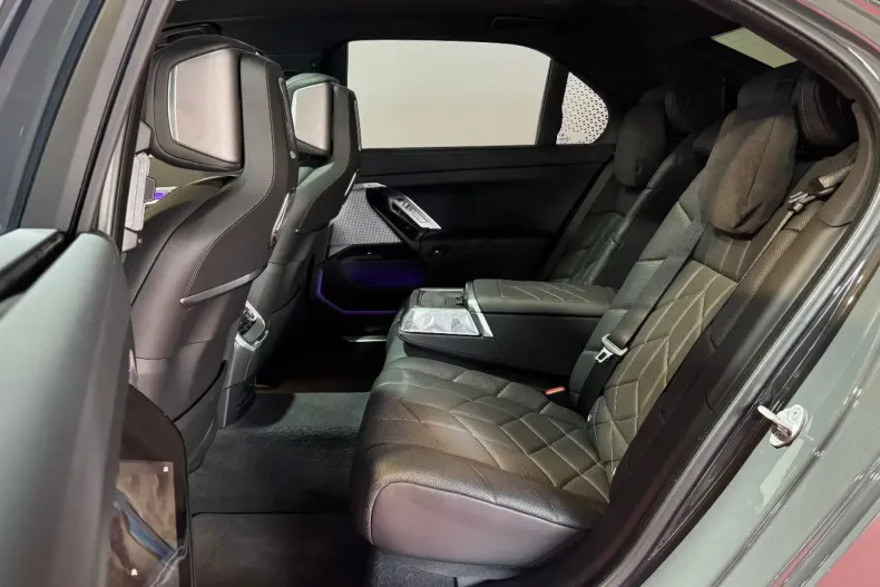 BMW 740 din 2023 cu 56.000 km - oferta BMW106667 - foto 20