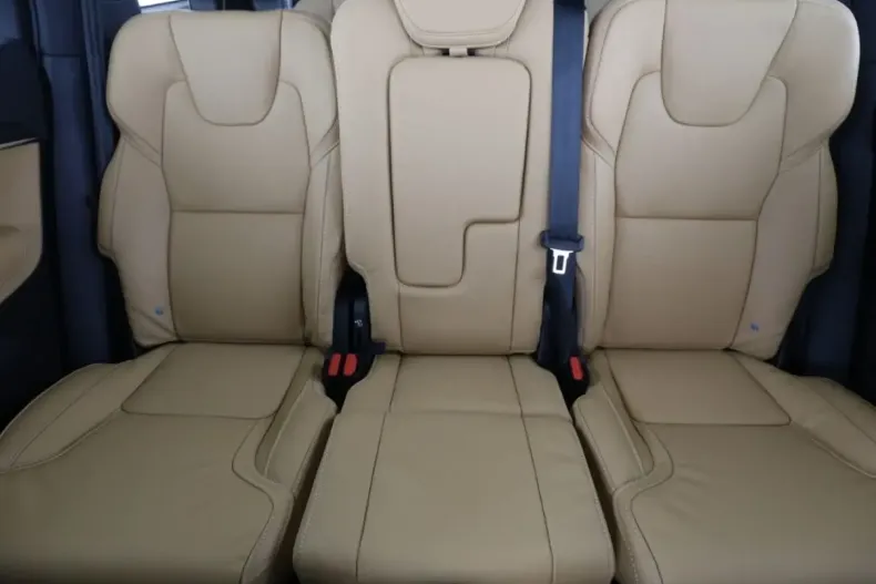 Volvo XC90 din 2024 cu 6.750 km - oferta VOL106699 - foto 13