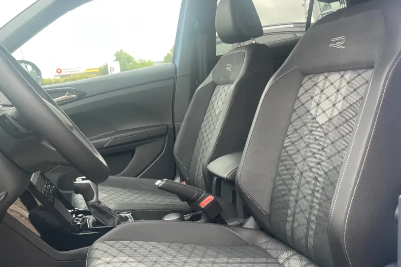 Volkswagen T-Cross din 2025 cu 2.490 km - oferta VOL106715 - foto 10