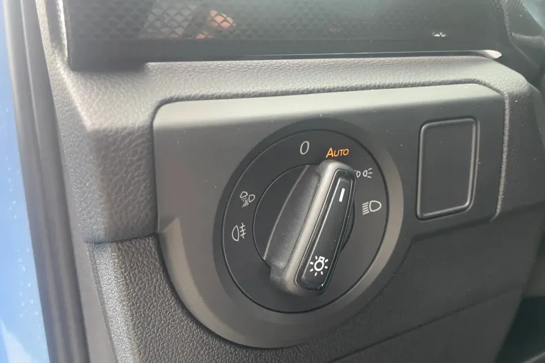 Volkswagen T-Cross din 2025 cu 2.490 km - oferta VOL106715 - foto 11