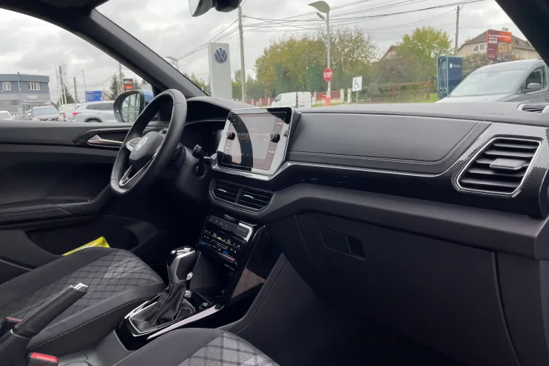 Volkswagen T-Cross din 2025 cu 2.490 km - oferta VOL106715 - foto 15