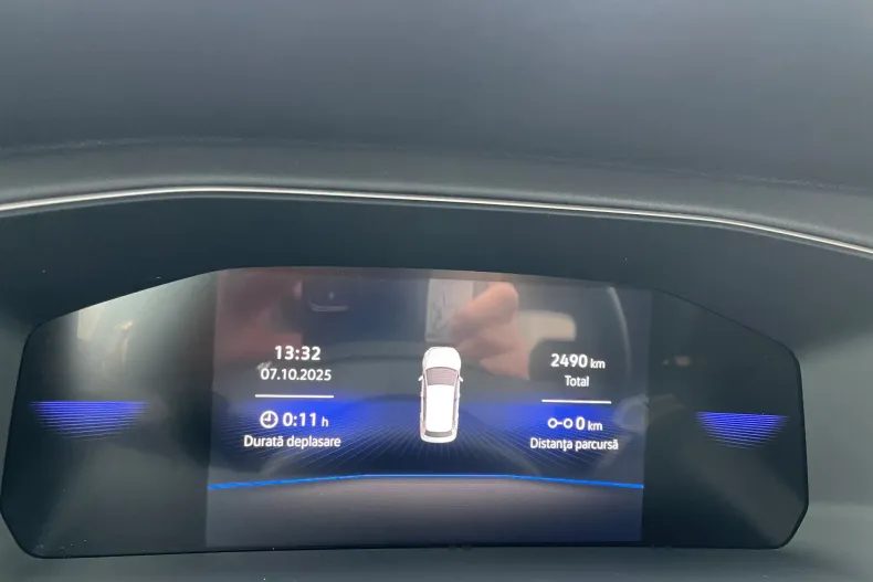 Volkswagen T-Cross din 2025 cu 2.490 km - oferta VOL106715 - foto 17