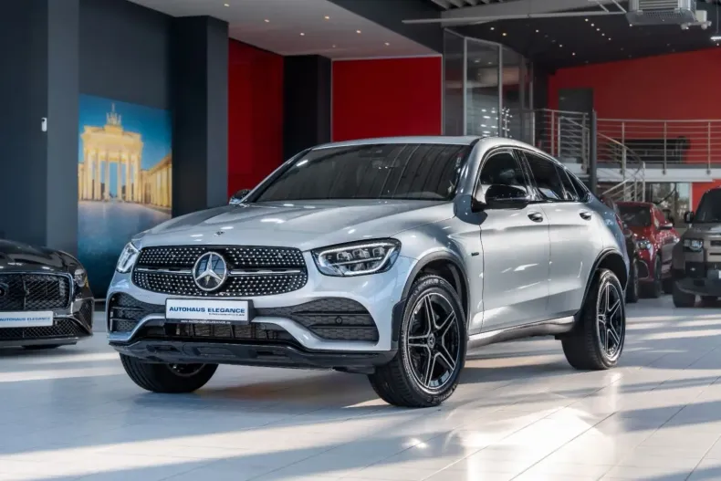 Mercedes-Benz GLC 300 din 2020 cu 70.318 km - oferta MER106836 - foto 1