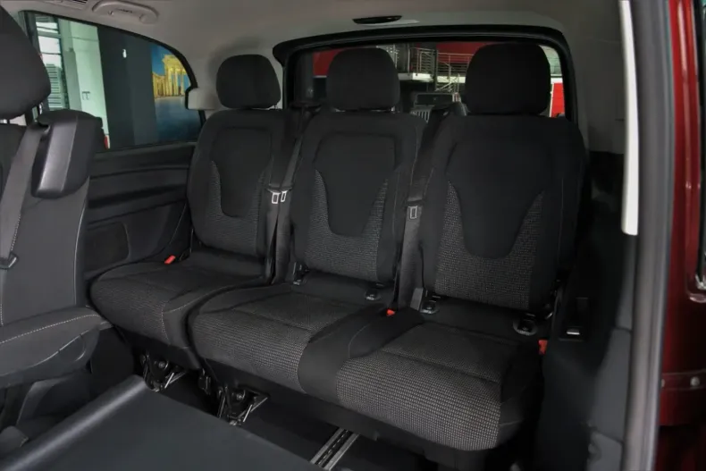 Mercedes-Benz V 250 din 2021 cu 37.976 km - oferta MER106839 - foto 14