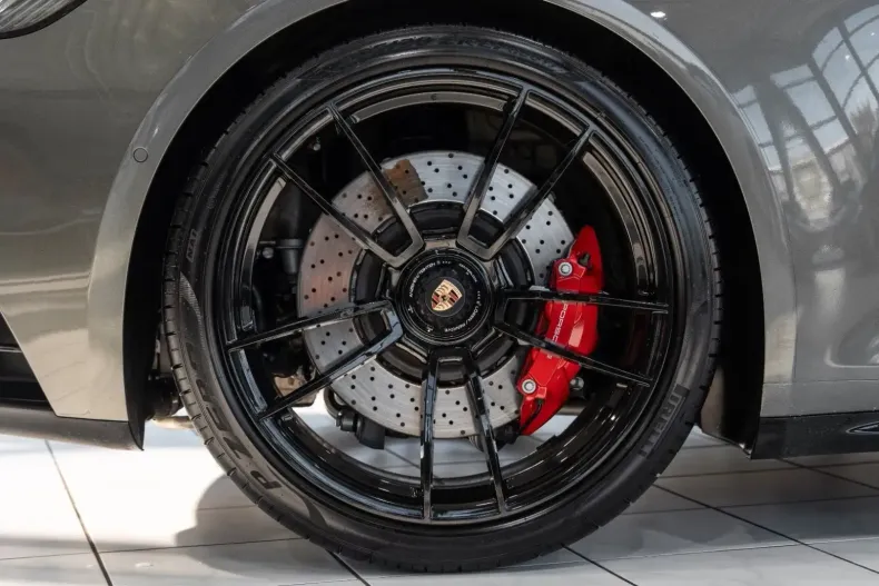 Porsche 911 din 2023 cu 14.930 km - oferta POR106841 - foto 13