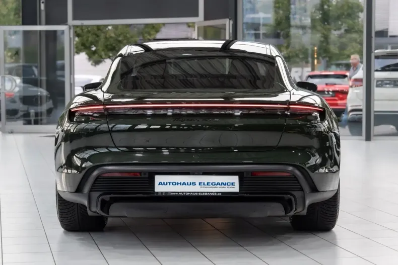 Porsche Taycan din 2023 cu 25.785 km - oferta POR106842 - foto 6