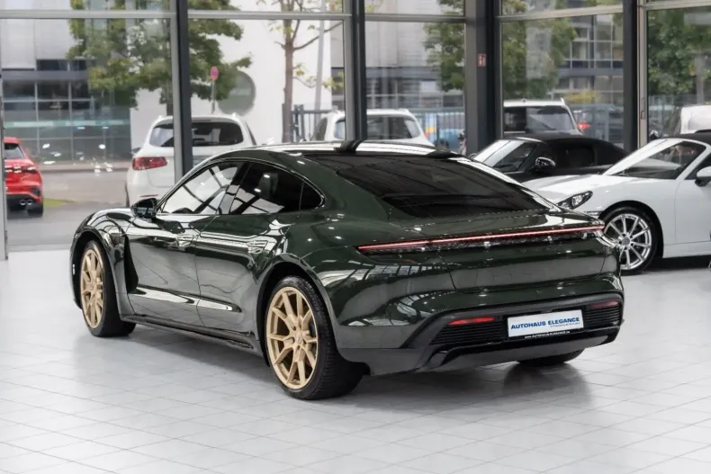 Porsche Taycan din 2023 cu 25.785 km - oferta POR106842 - foto 10