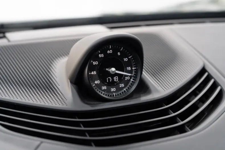 Porsche Taycan din 2023 cu 25.785 km - oferta POR106842 - foto 22