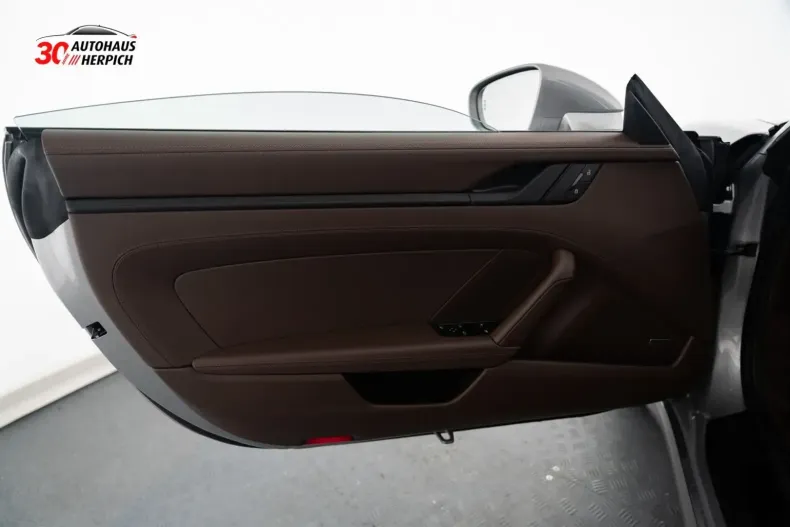 Porsche 992 din 2025 cu 4.650 km - oferta POR106848 - foto 12