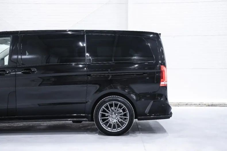 Mercedes-Benz V 300 din 2023 cu 15.000 km - oferta MER106855 - foto 13