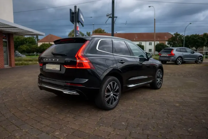 Volvo XC60 din 2022 cu 98.800 km - oferta VOL106861 - foto 4