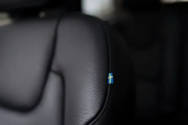 Volvo XC60 din 2022 cu 98.800 km - oferta VOL106861 - foto 14