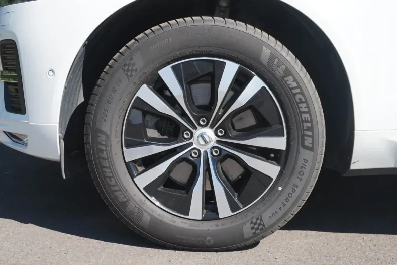 Volvo XC60 din 2022 cu 77.131 km - oferta VOL106864 - foto 10