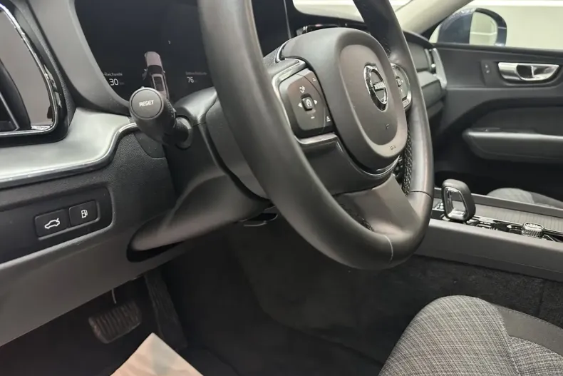 Volvo XC60 din 2023 cu 99.800 km - oferta VOL106865 - foto 12