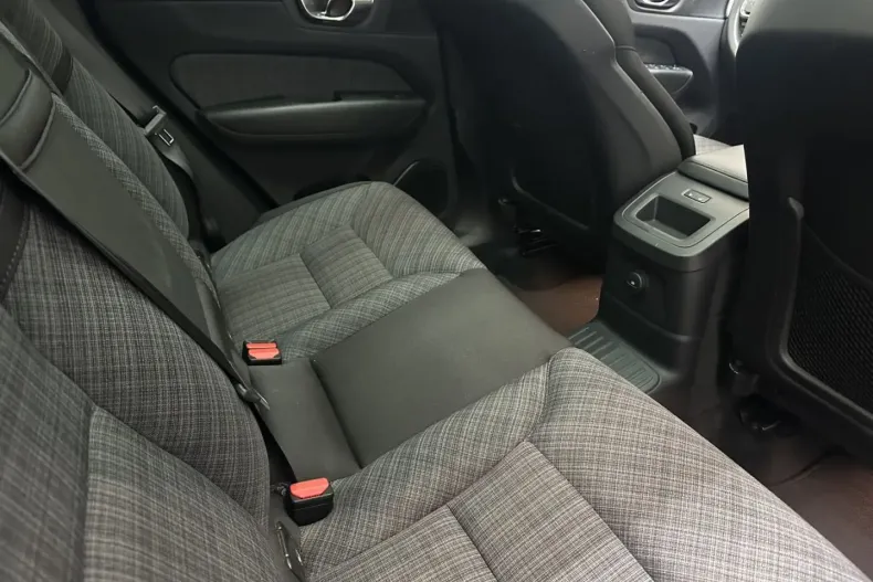 Volvo XC60 din 2023 cu 99.800 km - oferta VOL106865 - foto 23