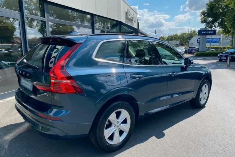 Volvo XC60 din 2022 cu 73.250 km - oferta VOL106867 - foto 2