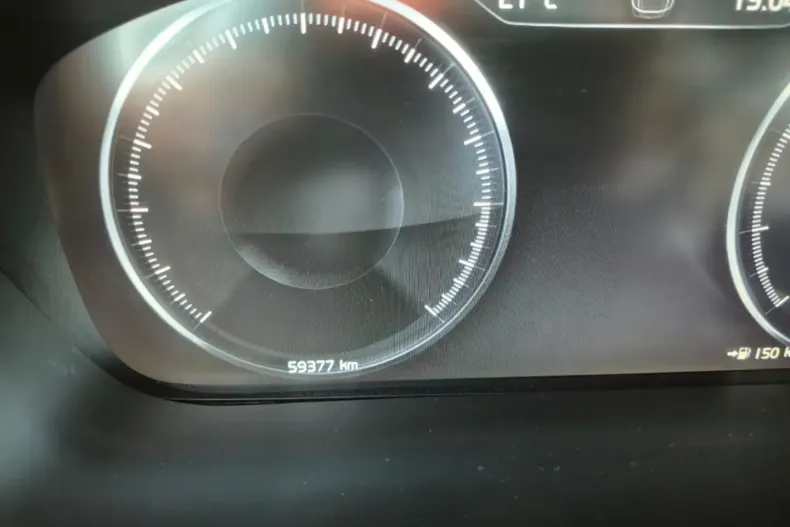 Volvo XC60 din 2020 cu 59.370 km - oferta VOL106869 - foto 14