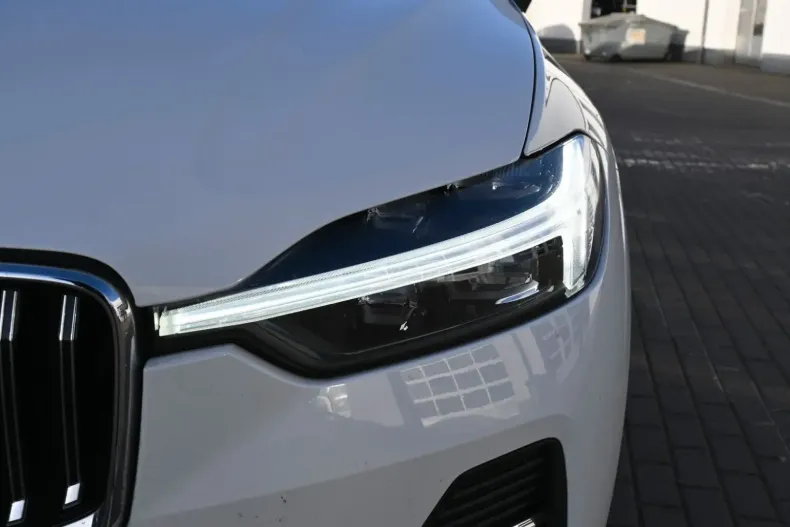 Volvo XC60 din 2021 cu 48.227 km - oferta VOL106871 - foto 9