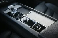 Volvo XC60 din 2021 cu 48.227 km - oferta VOL106871 - foto 22