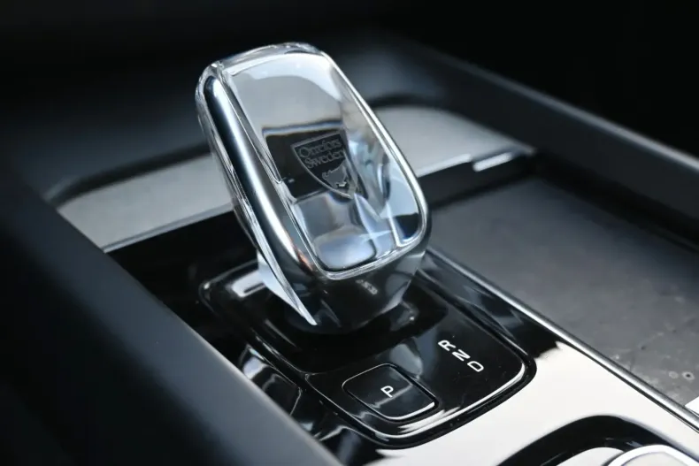 Volvo XC60 din 2021 cu 48.227 km - oferta VOL106871 - foto 23