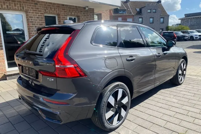 Volvo XC60 din 2025 cu 13.066 km - oferta VOL106872 - foto 5