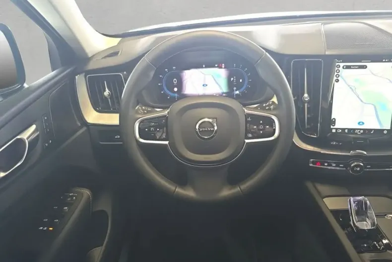 Volvo XC60 din 2024 cu 13.771 km - oferta VOL106874 - foto 8