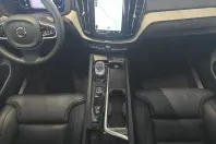 Volvo XC60 din 2024 cu 13.771 km - oferta VOL106874 - foto 11