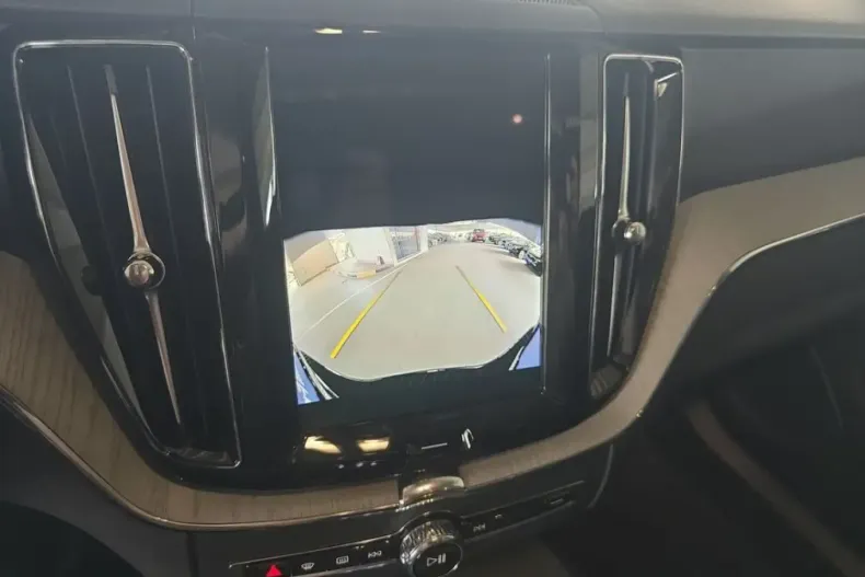 Volvo XC60 din 2024 cu 13.771 km - oferta VOL106874 - foto 17