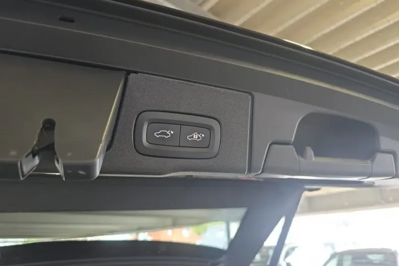 Volvo XC60 din 2024 cu 13.771 km - oferta VOL106874 - foto 19