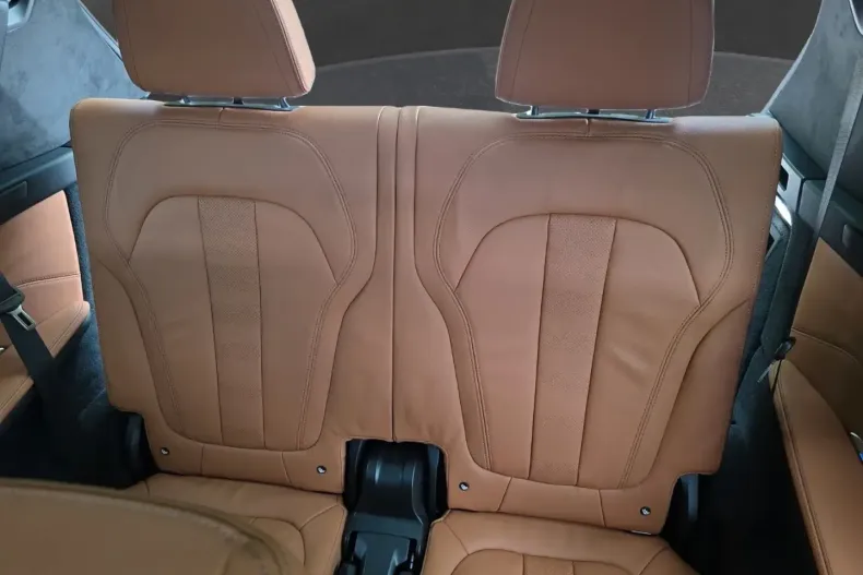 BMW X7 din 2022 cu 12.000 km - oferta BMW106879 - foto 16