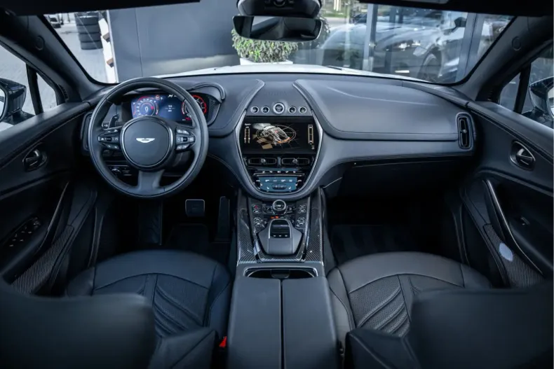 Aston Martin DBX din 2024 cu 3.068 km - oferta AST106880 - foto 9