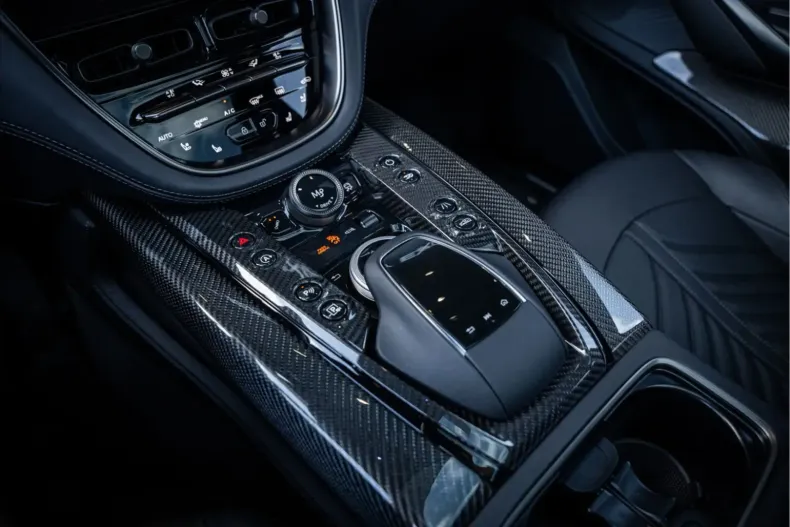 Aston Martin DBX din 2024 cu 3.068 km - oferta AST106880 - foto 23