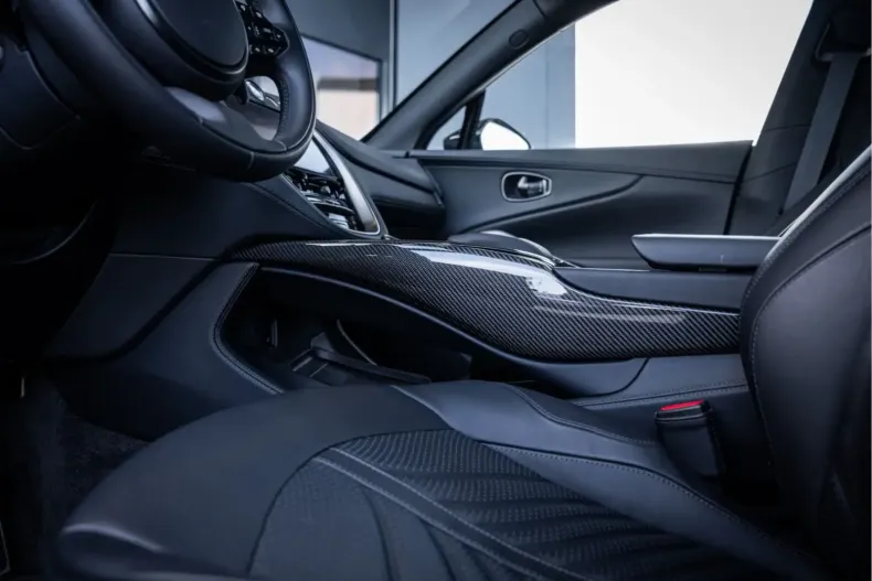 Aston Martin DBX din 2024 cu 3.068 km - oferta AST106880 - foto 30