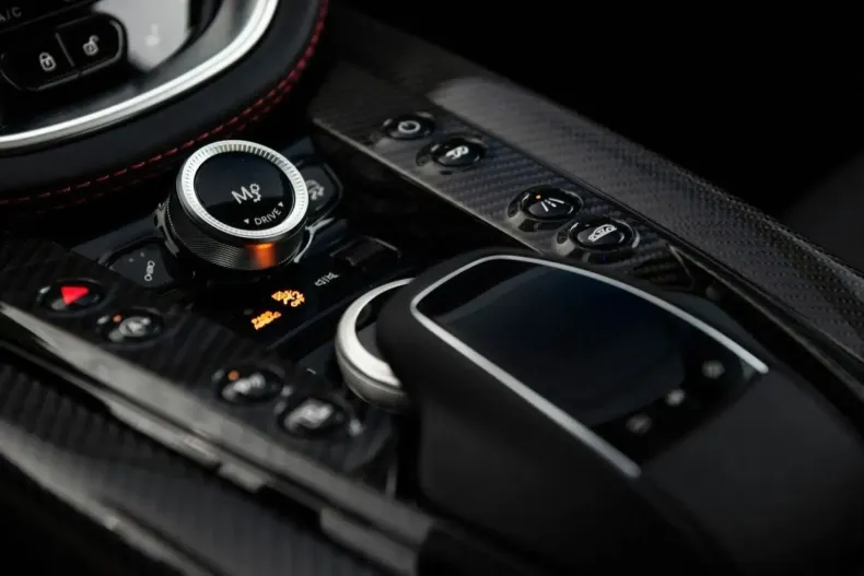 Aston Martin DBX din 2023 cu 14.500 km - oferta AST106882 - foto 27