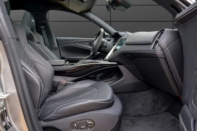 Aston Martin DBX din 2024 cu 10.990 km - oferta AST106886 - foto 15