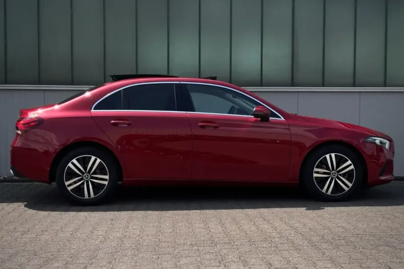 Mercedes-Benz A 200 din 2022 cu 60.908 km - oferta MER106889 - foto 7