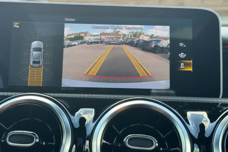 Mercedes-Benz A 180 din 2020 cu 70.000 km - oferta MER106891 - foto 18